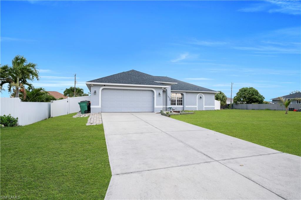 CAPE CORAL - Residential