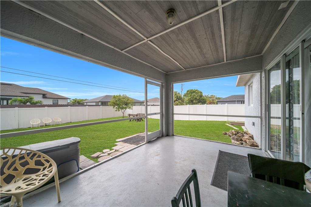 CAPE CORAL - Residential