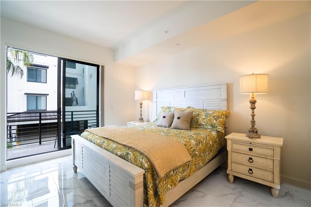 ELEVEN ELEVEN CENTRAL - Residential