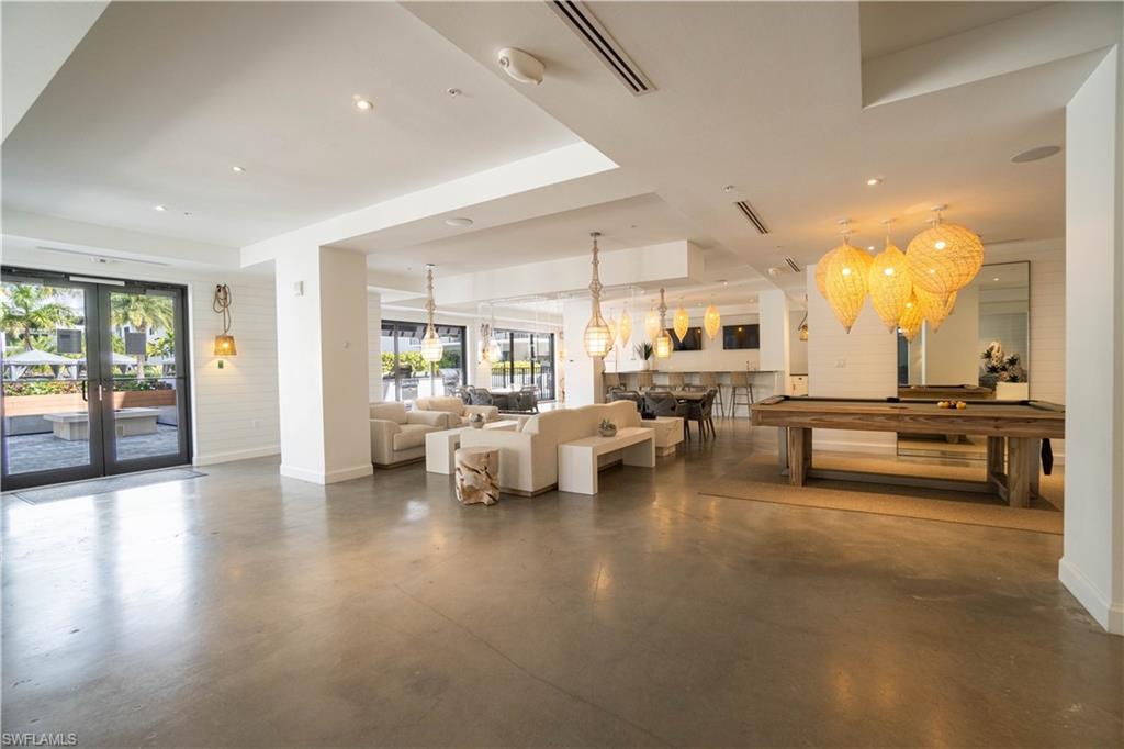 ELEVEN ELEVEN CENTRAL - Residential