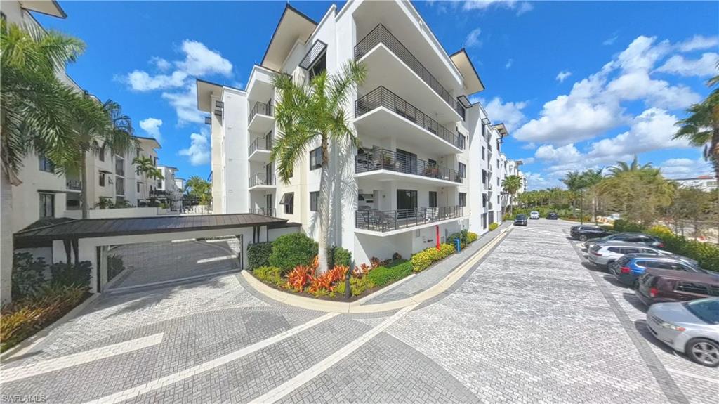 ELEVEN ELEVEN CENTRAL - Residential