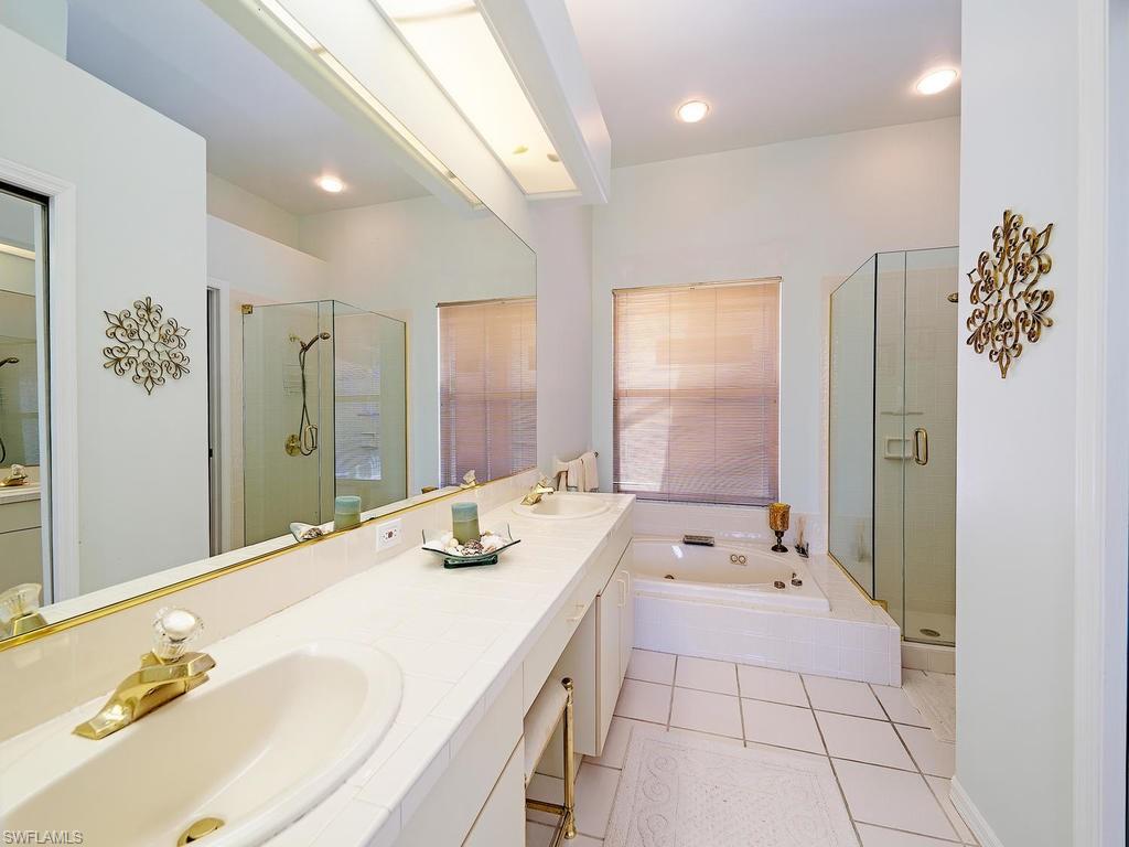 VILLAS - Residential