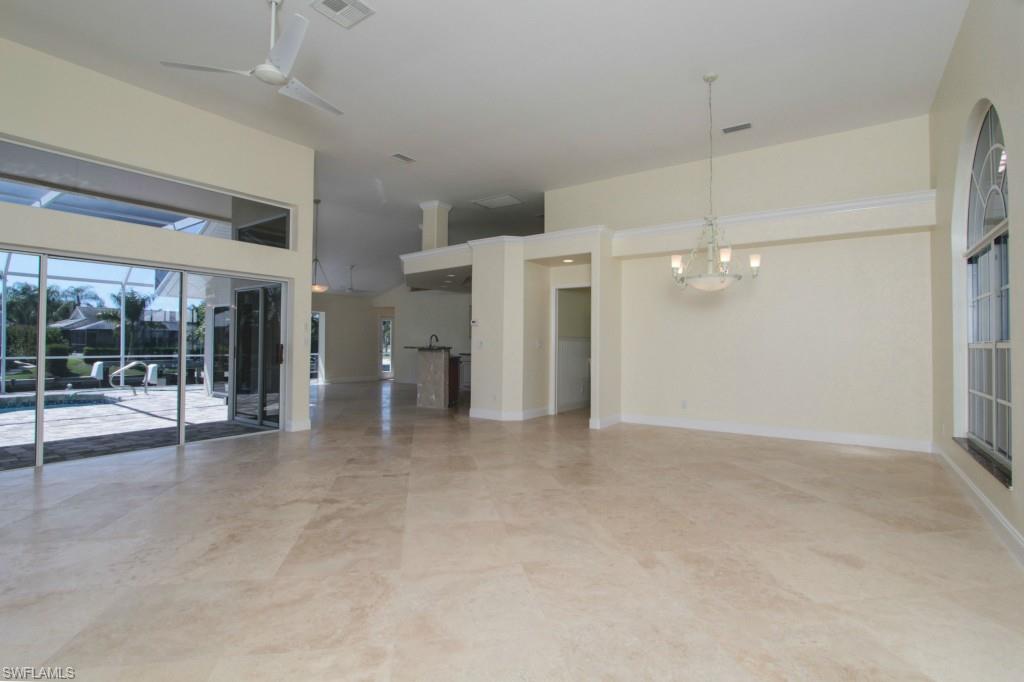 MARCO BEACH - Residential