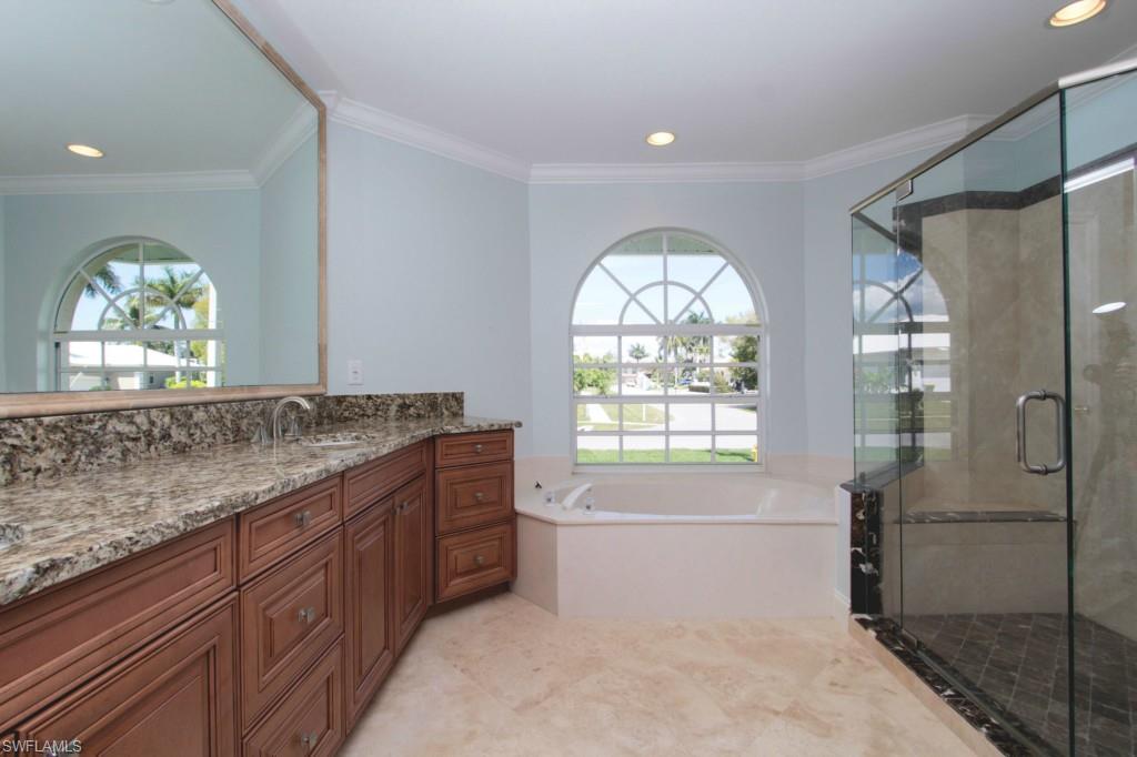 MARCO BEACH - Residential