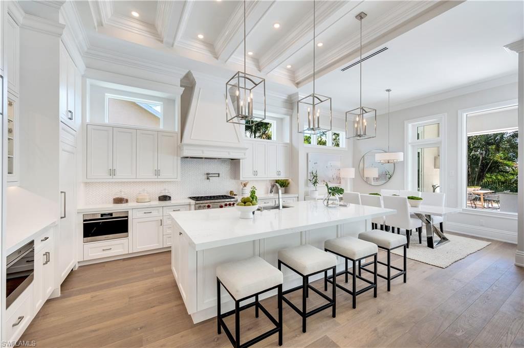 MOORINGS - Residential