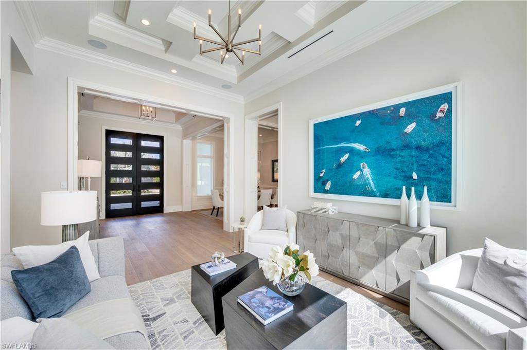 MOORINGS - Residential