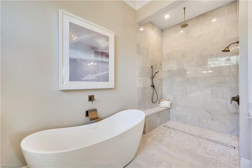 MOORINGS - Residential