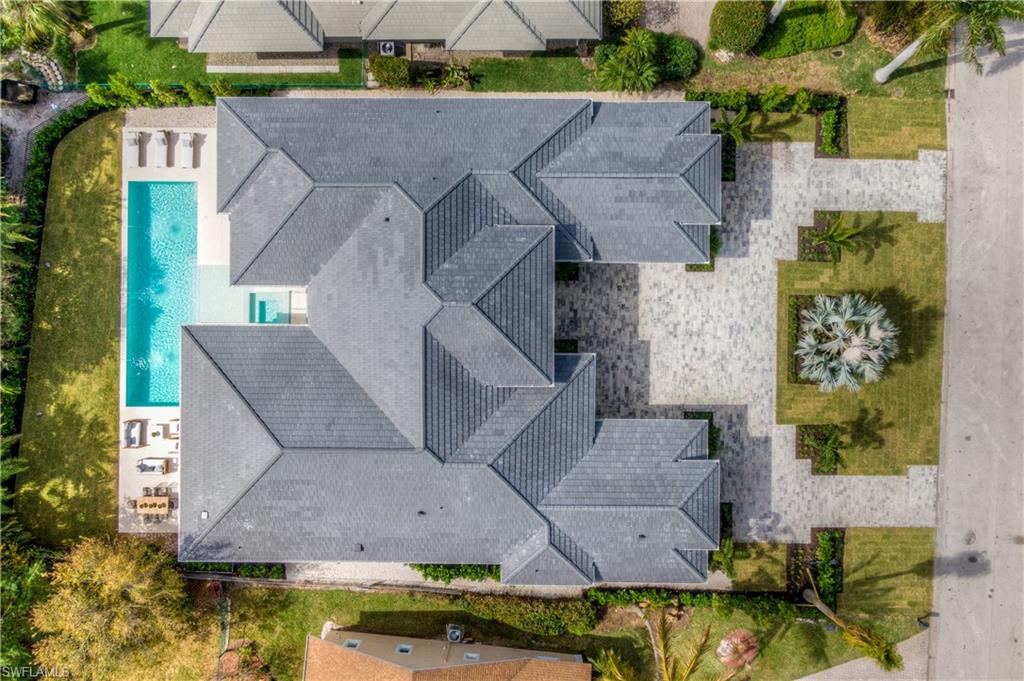 MOORINGS - Residential