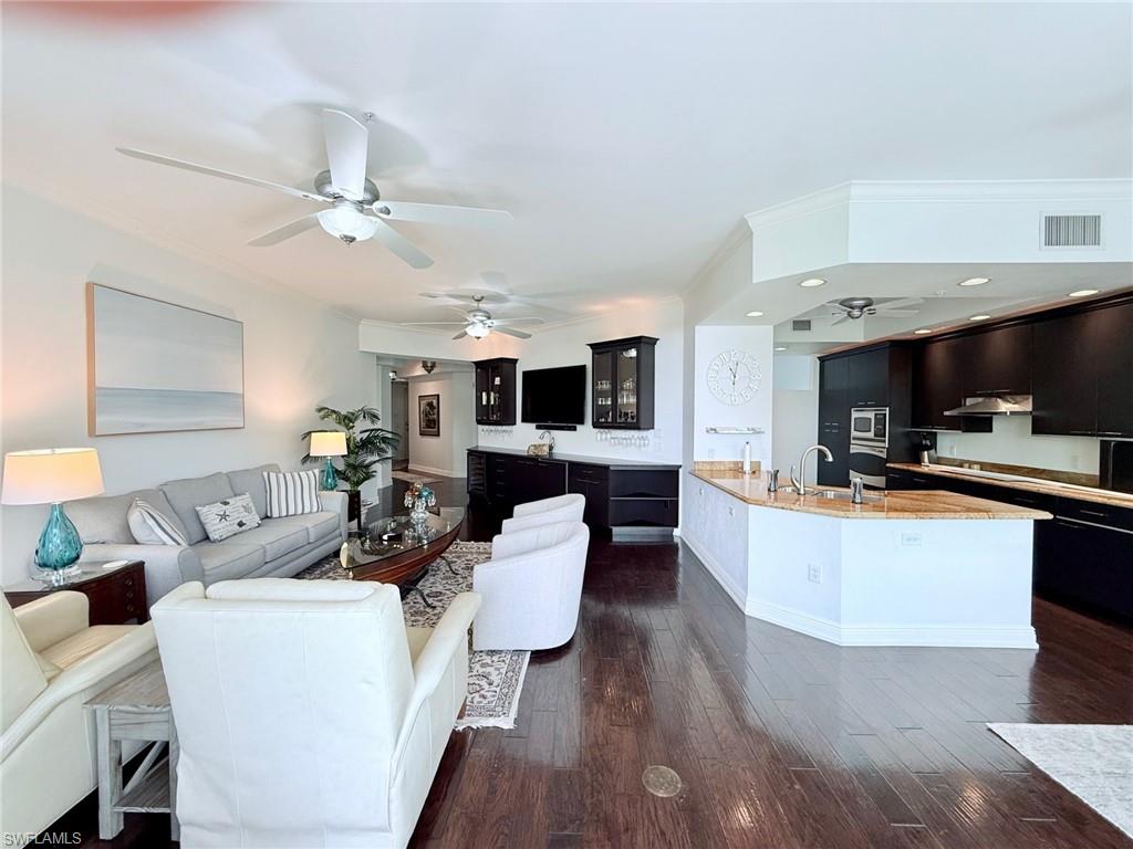 VICTOR DEL REY - Residential Lease