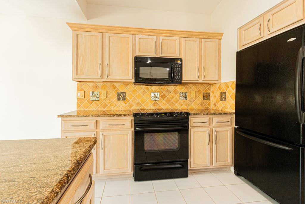 WIGGINS LAKES AND PRESERVES - Residential