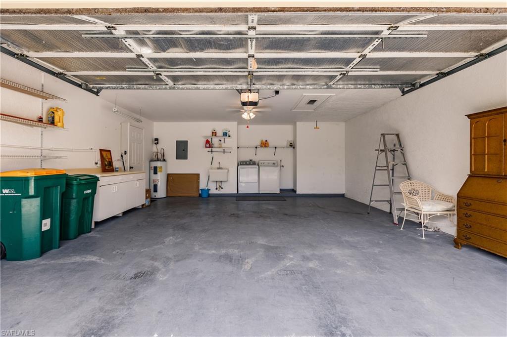 HUNTINGTON WOODS - Residential