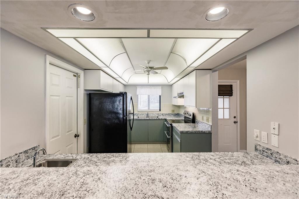 HUNTINGTON WOODS - Residential