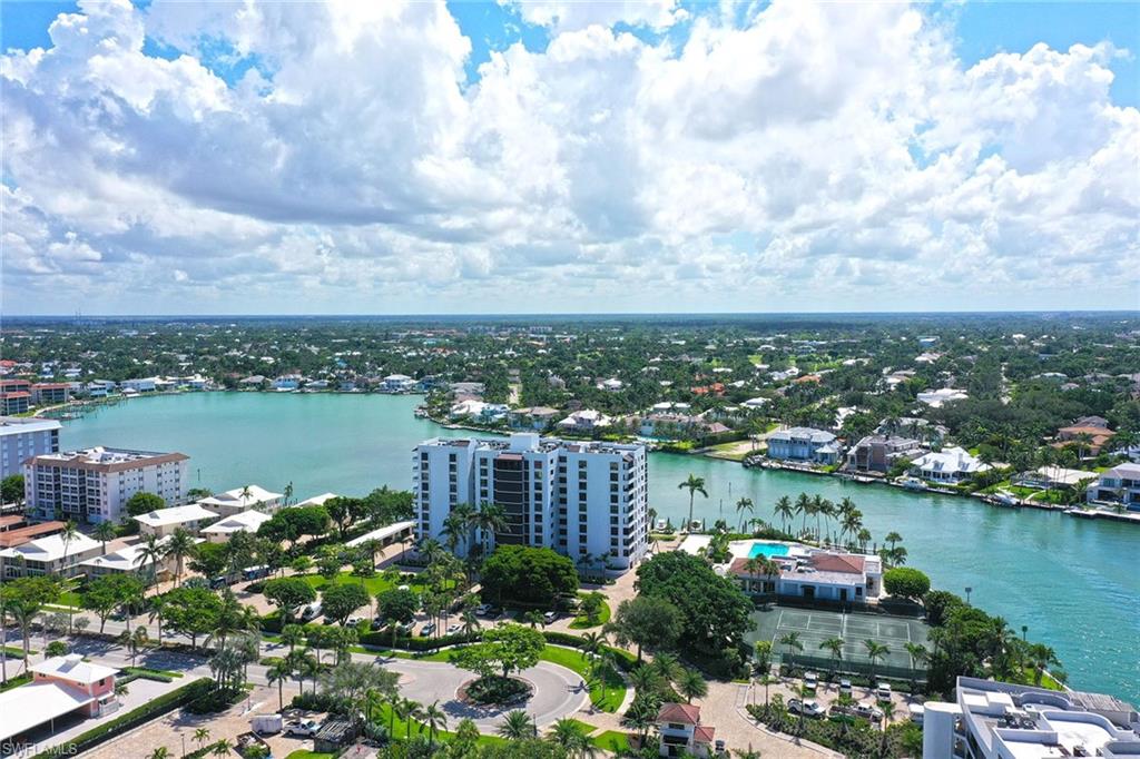 2400 Gulf Shore BLVD N 502