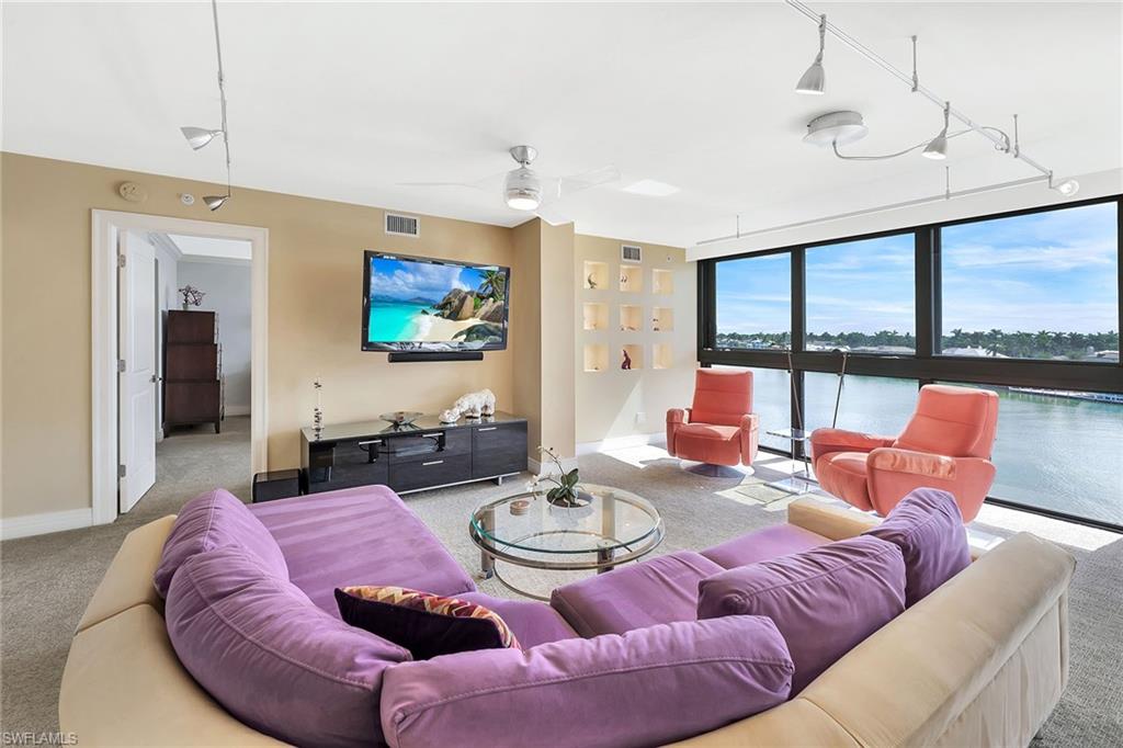 2400 Gulf Shore BLVD N 502