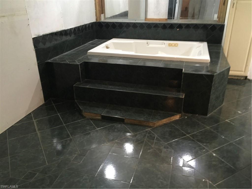 FORT MYERS - Residential