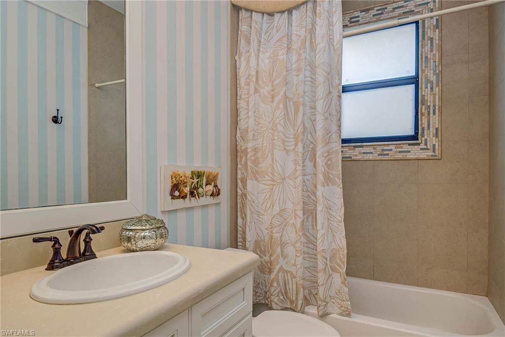 MAPLE RIDGE - Residential