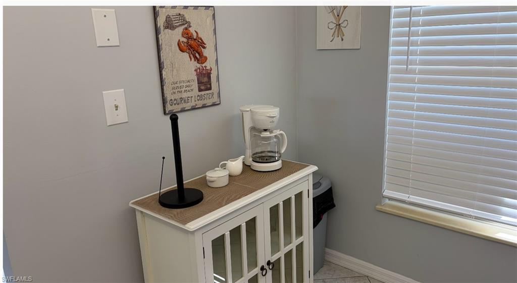 MAINSAIL - Residential Lease