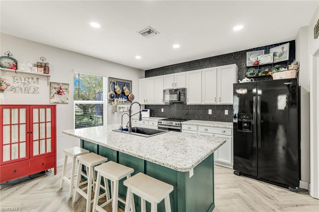 SUN VILLAGE ESTATES - Residential