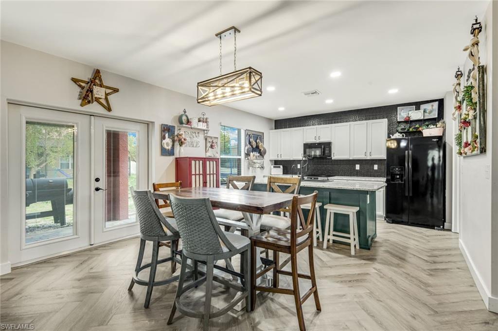 SUN VILLAGE ESTATES - Residential