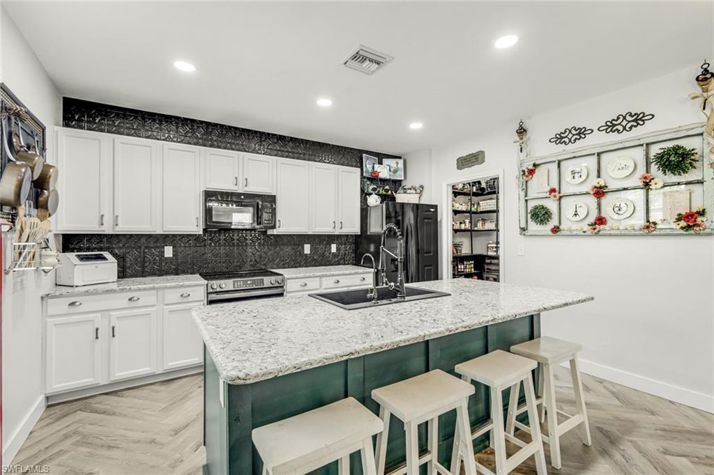 SUN VILLAGE ESTATES - Residential