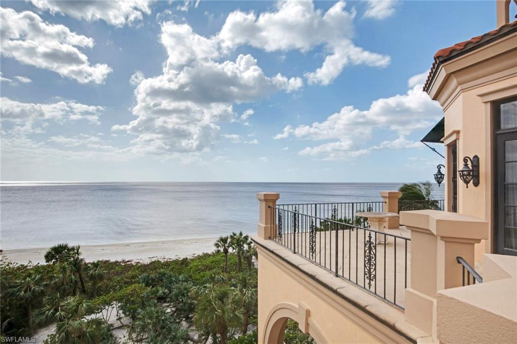 STRAND AT BAY COLONY - Residential