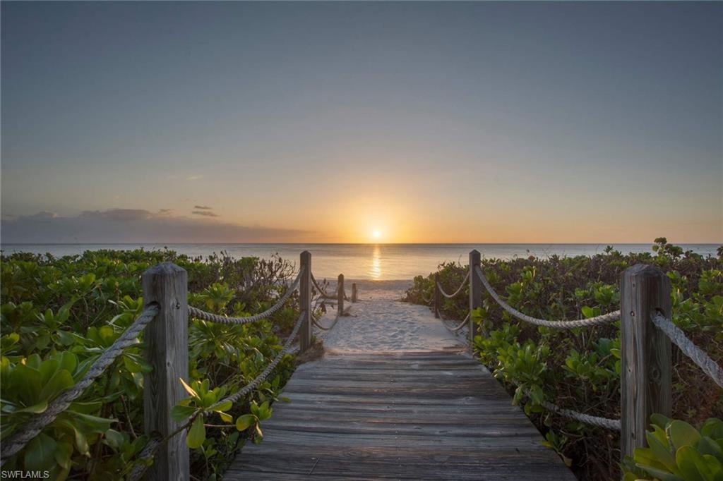 STRAND AT BAY COLONY - Residential