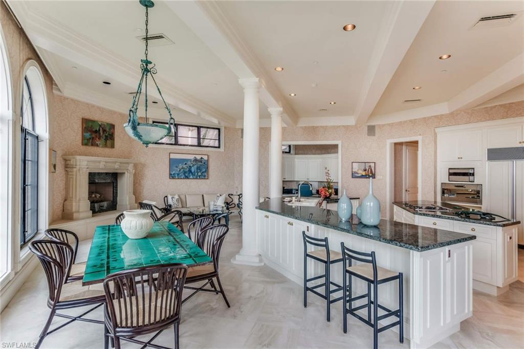 STRAND AT BAY COLONY - Residential