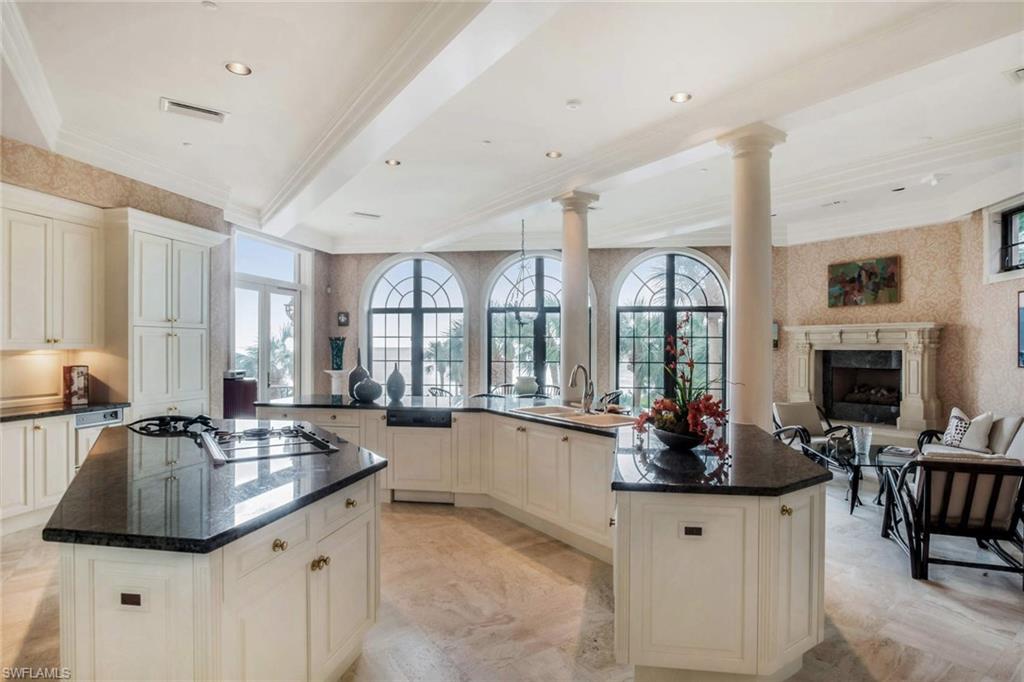 STRAND AT BAY COLONY - Residential