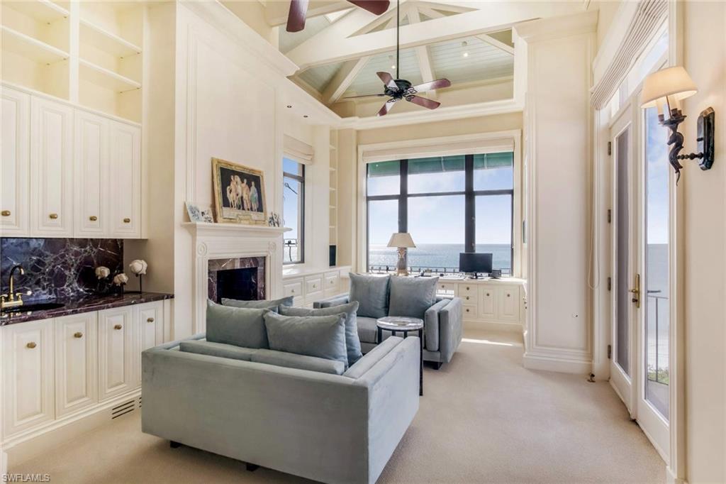 STRAND AT BAY COLONY - Residential