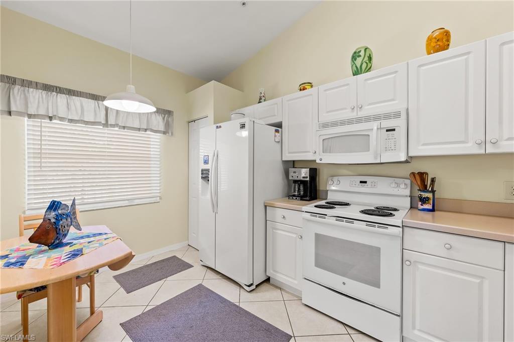 HUNTINGTON LAKES - Residential