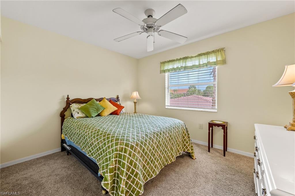 HUNTINGTON LAKES - Residential