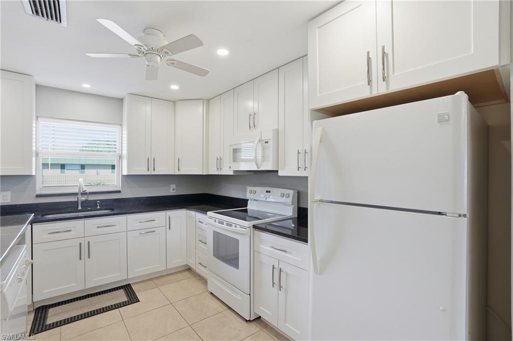 VALLEY STREAM TOWNHOUSE - Residential