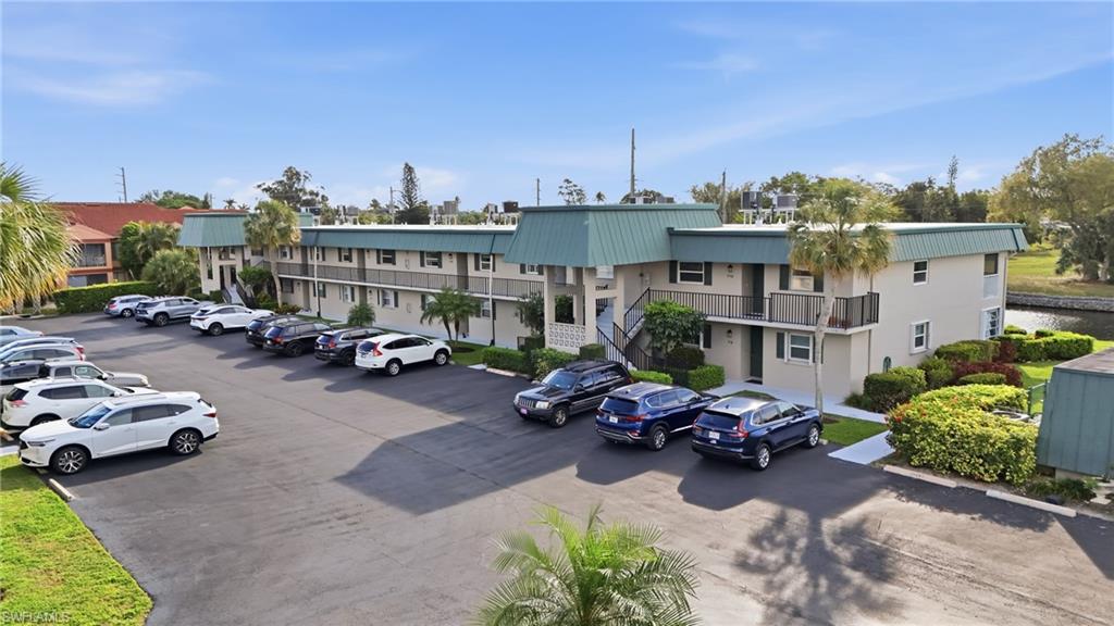 600 Valley Stream DR F9