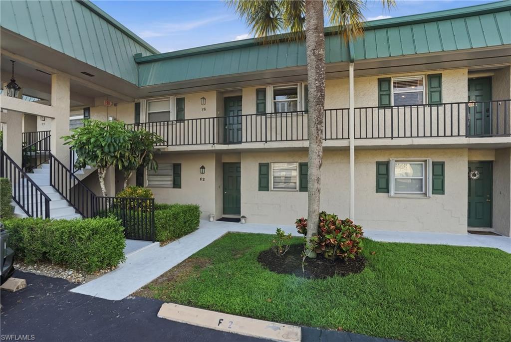 VALLEY STREAM TOWNHOUSE - Residential