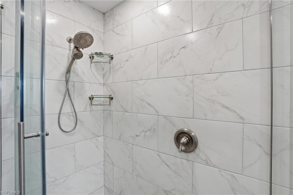 VALLEY STREAM TOWNHOUSE - Residential