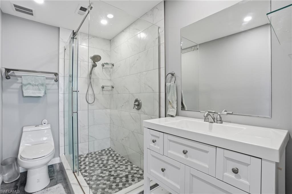 VALLEY STREAM TOWNHOUSE - Residential