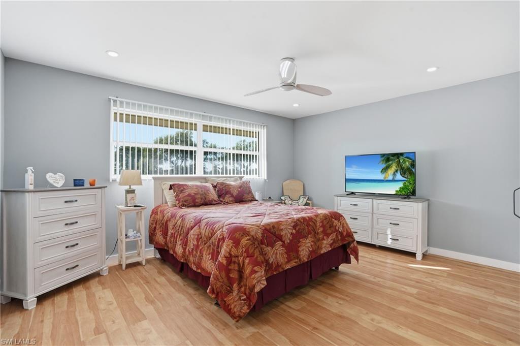 VALLEY STREAM TOWNHOUSE - Residential