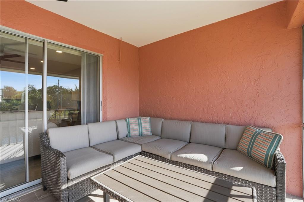 VALLEY STREAM TOWNHOUSE - Residential