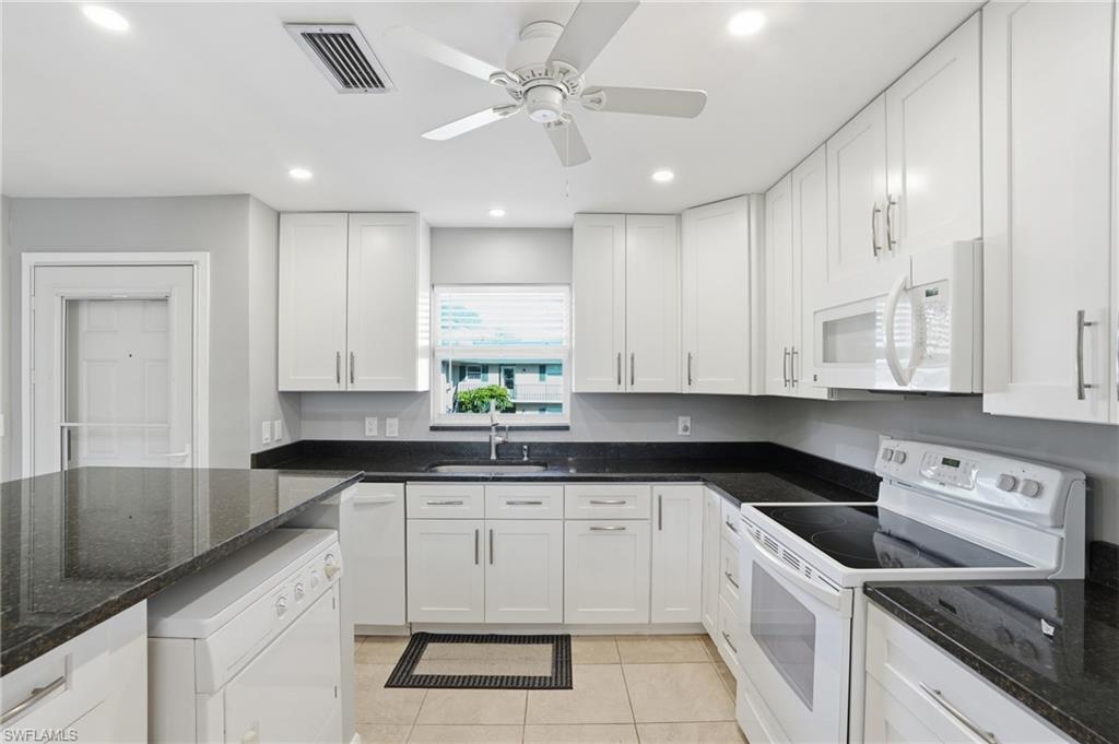 VALLEY STREAM TOWNHOUSE - Residential