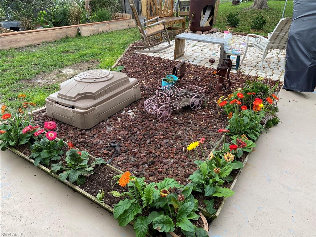 BAYSHORE ESTATES SUBDIVISION - Residential