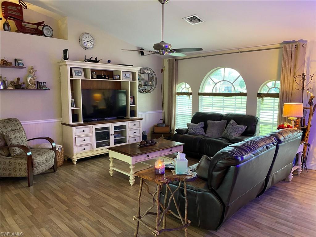 BAYSHORE ESTATES SUBDIVISION - Residential