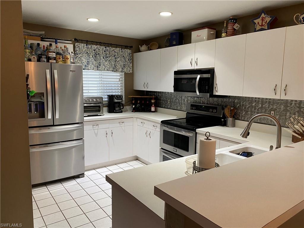 BAYSHORE ESTATES SUBDIVISION - Residential