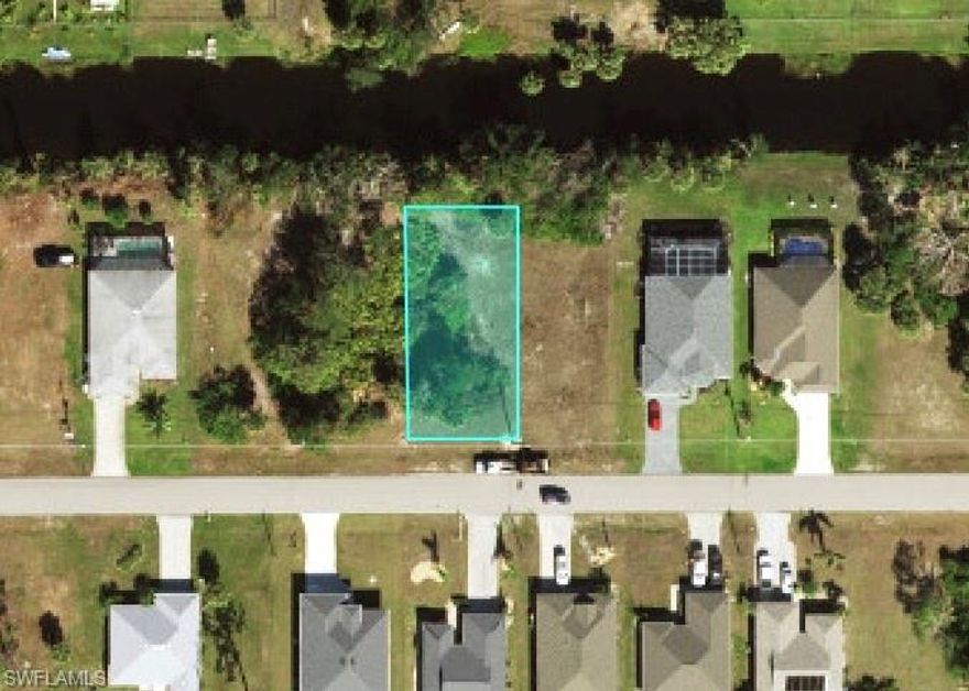Beautiful waterfront lot in Rotonda Lakes! Floodzone X, not a scrubjay permit zoned lot, and can be connected to city water! Enjoy convenient access to shopping, dining, banking, fishing, and beautiful Gulf beaches. New construction is booming throughout the area—be part of the growth!