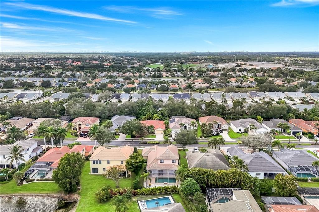 LAUREL LAKES - Residential