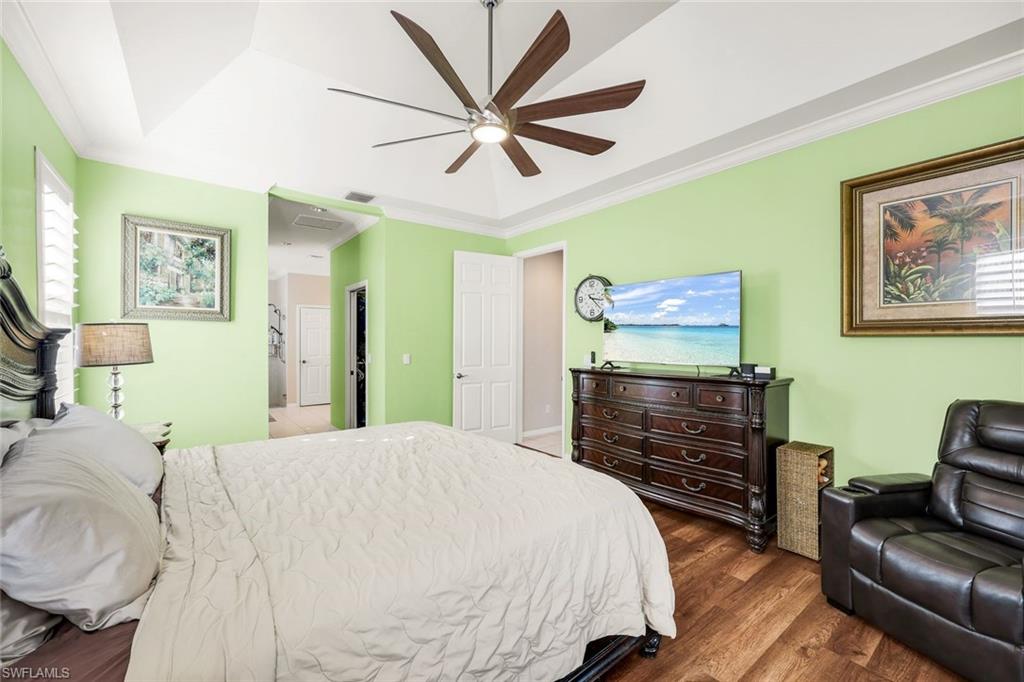 LAUREL LAKES - Residential