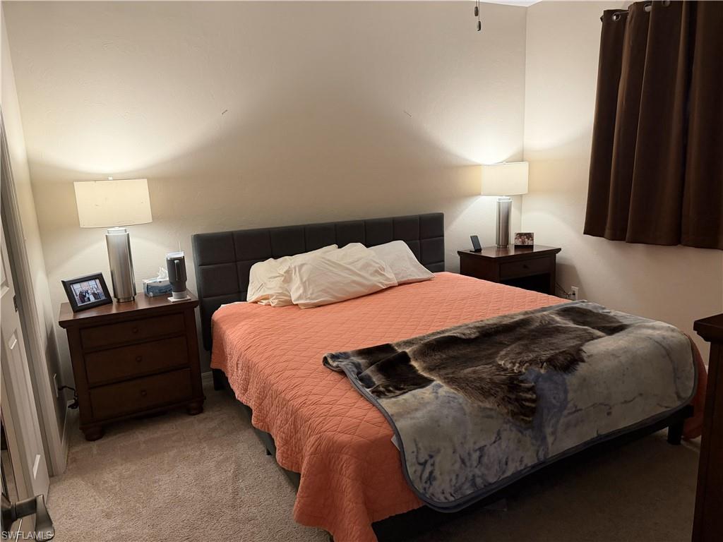 LAUREL LAKES - Residential