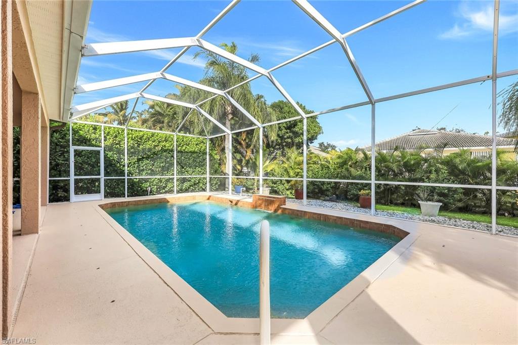 LAUREL LAKES - Residential