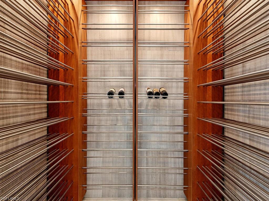 ROYAL HARBOR - Residential