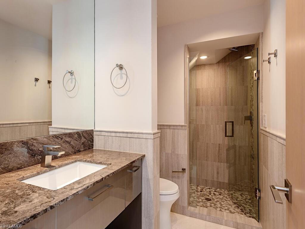 ROYAL HARBOR - Residential