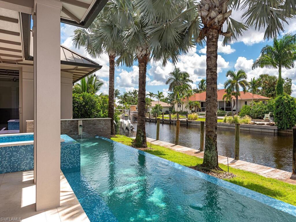 ROYAL HARBOR - Residential